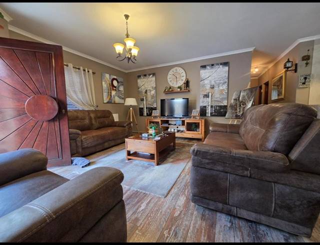 3 BEDROOM CLUSTER FOR SALE IN NEW REDRUTH